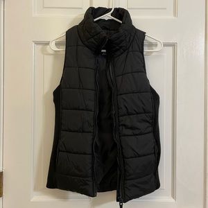 American Eagle size small vest